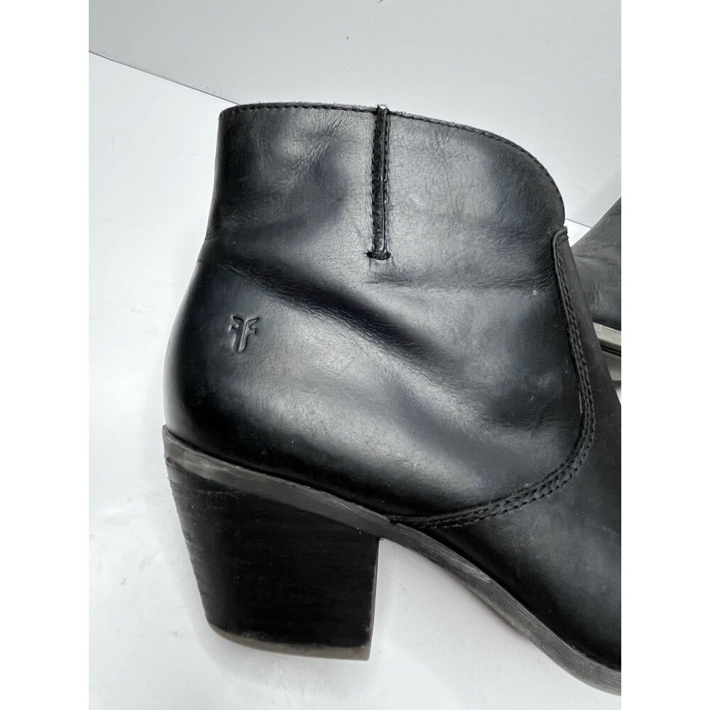 Frye Jennifer Black Leather Pointed Toe Side Zip Ankle Booties Women’s Size 7.5 - Picture 6 of 11